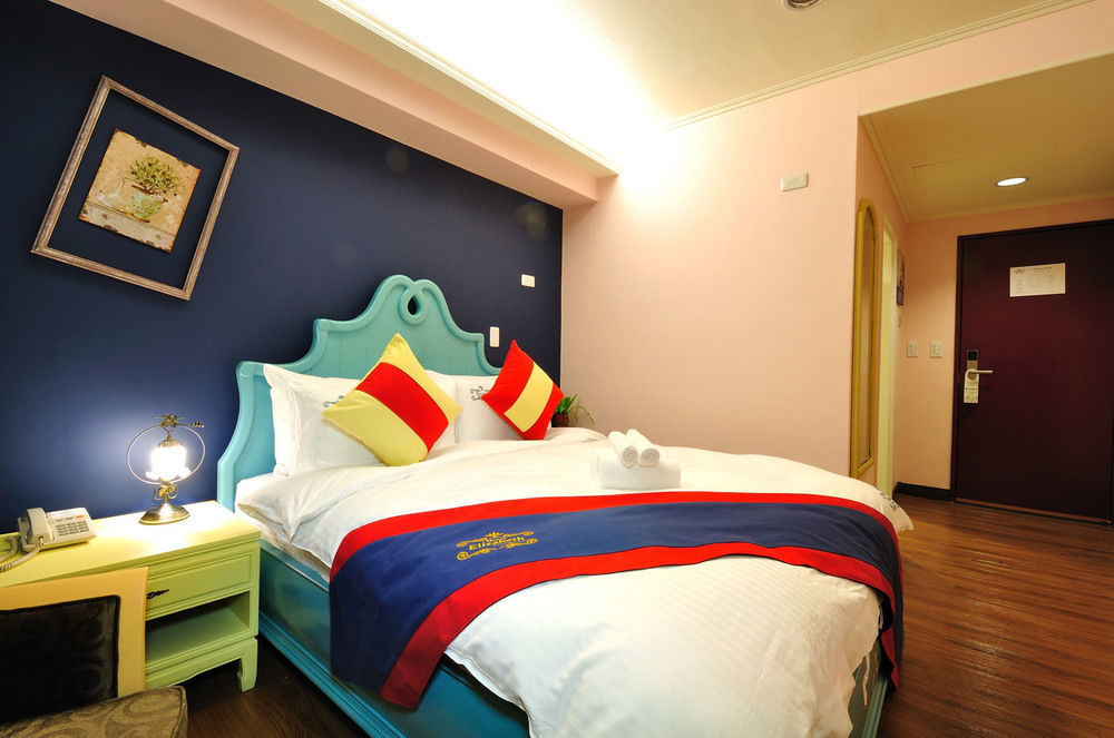 Elizabeth Hotel Taizhong Zewnętrze zdjęcie