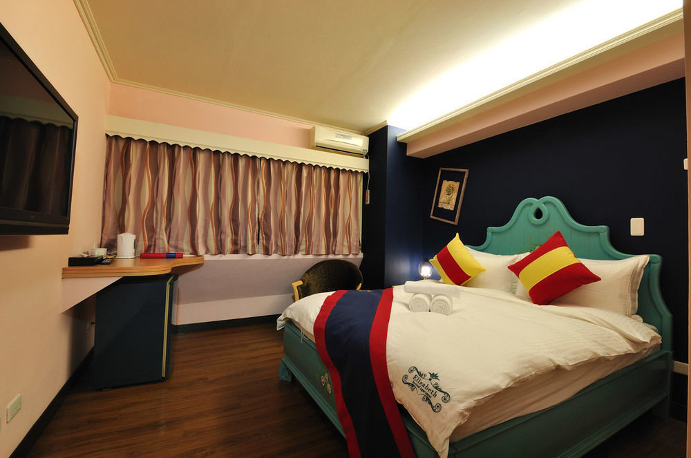 Elizabeth Hotel Taizhong Zewnętrze zdjęcie